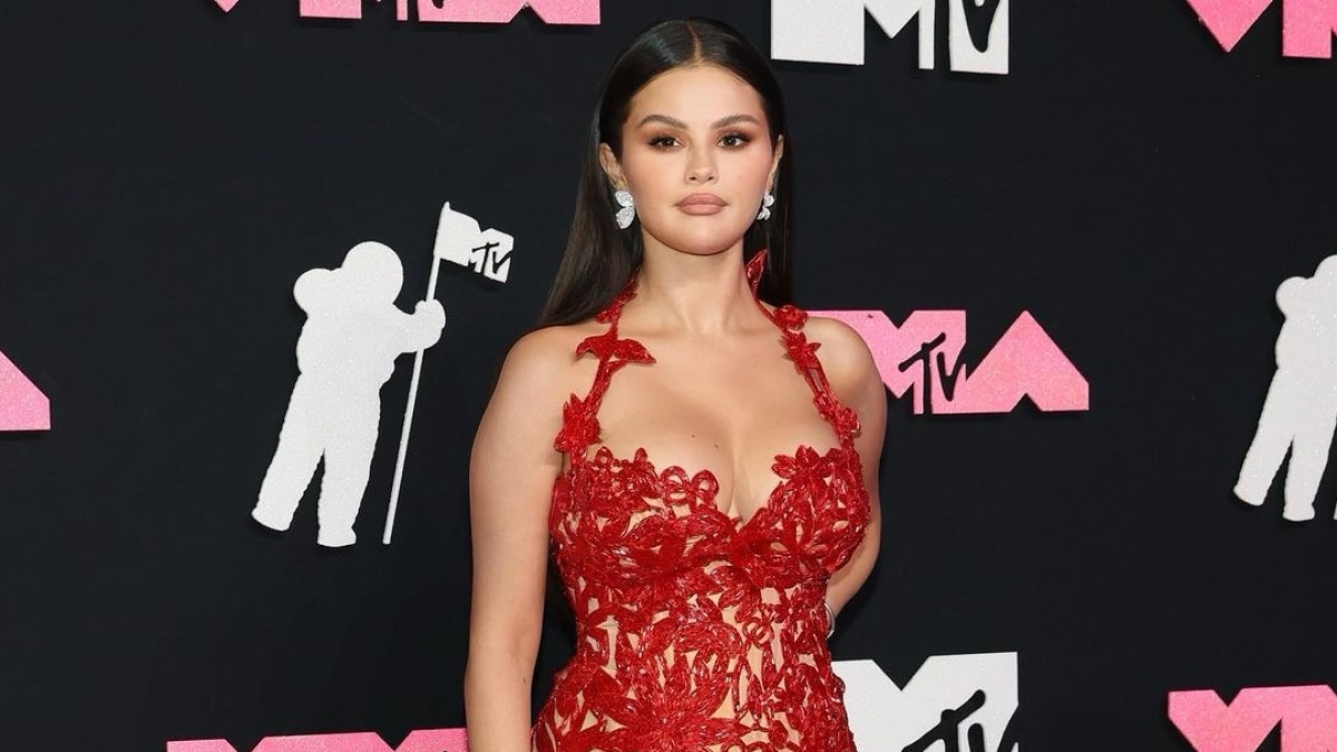 Kritik Kebijakan Trump, Gaji Selena Gomez Tembus Rp 569 Miliar Lebih Besar dari Presiden AS