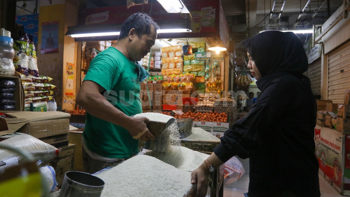 Waduh, Banyak Pedagang Pilih Tak Jualan Beras Premium Karena Harga Terlalu Tinggi!