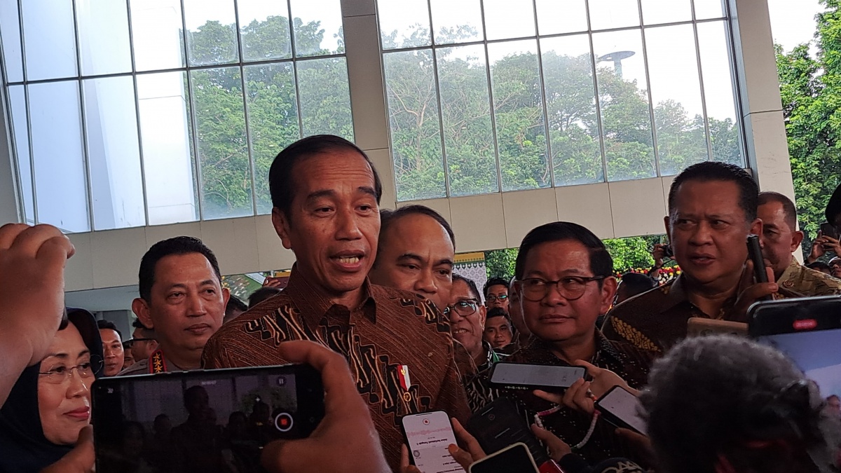 Suara Partainya Kaesang Belum Tembus 4 Persen, Jokowi: Tanyakan ke PSI