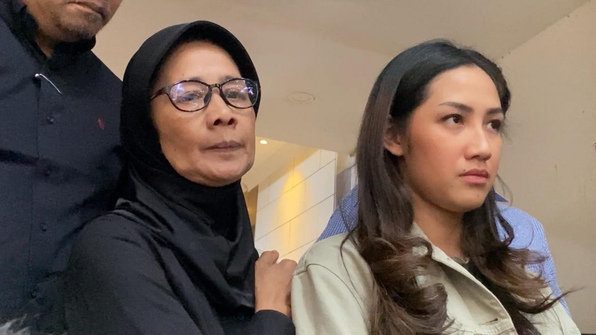Tamara Tyasmara Bisa-Bisanya Karaoke di Tengah Kabar Duka: Anak Satu-satunya Dibunuh Lho