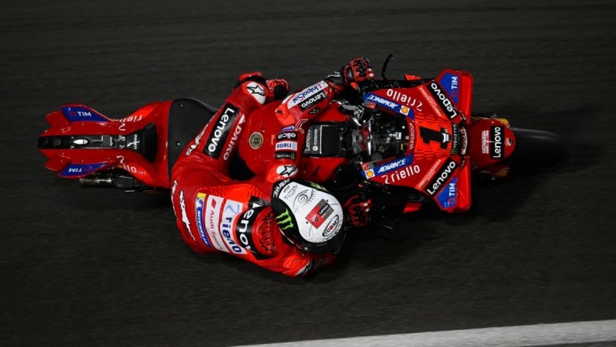Tes Pramusim MotoGP 2024 di Qatar: Tercepat di Hari Kedua, Francesco Bagnaia Pertahankan Dominasinya