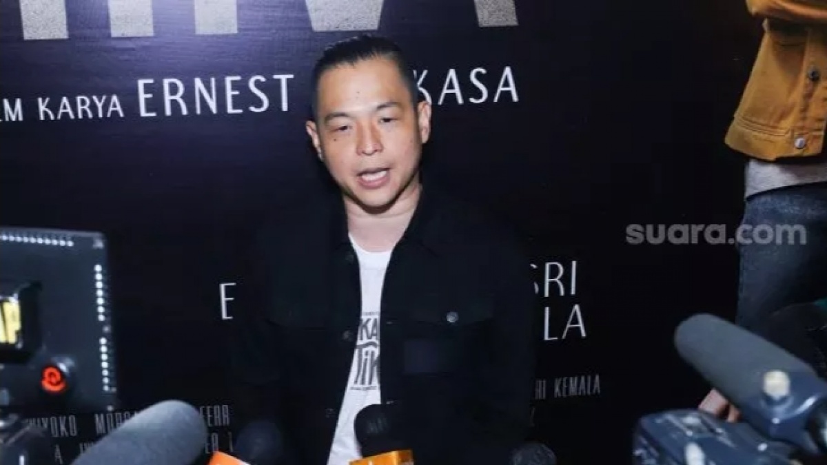 Profil dan Biodata Ernest Prakasa, Dikritik Pedas Buntut Kontroversi Film Agak Laen