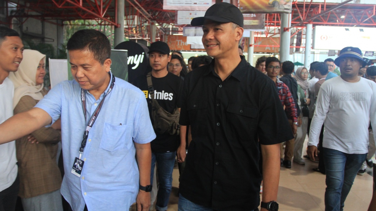 Ganjar Pranowo Penasaran Suzuki Jimny 5 Pintu di IIMS 2024, Langsung Tanya Harga...
