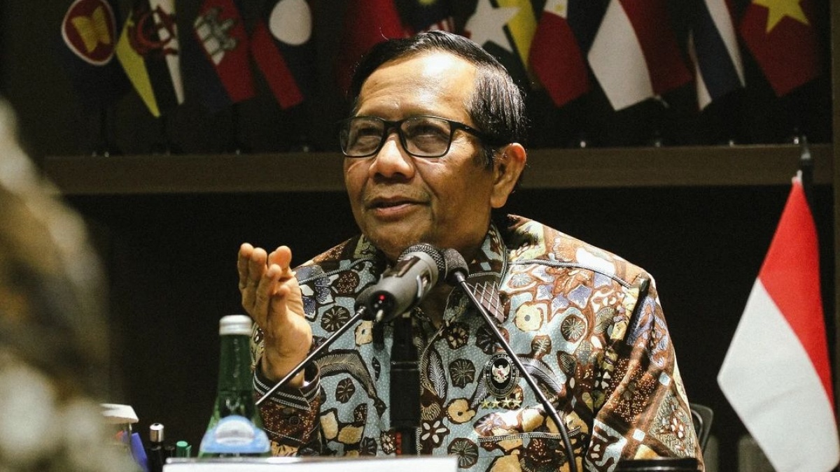 Masih Naik Daun! Mahfud MD Pamer Momen saat Diuber Wartawan: Padahal Saya Lagi Menikmati Waktu
