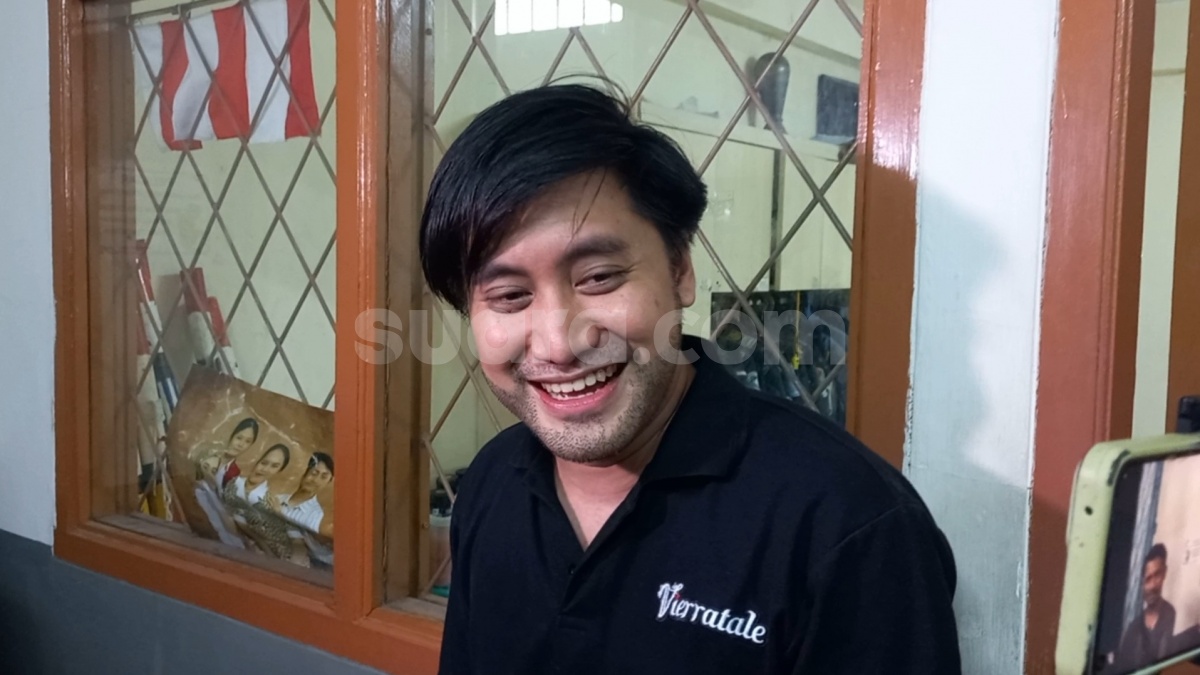 Kevin Aprilio Semringah Singgung Kabar Bahagia dan Perubahan Istri, Soal Kehamilan?