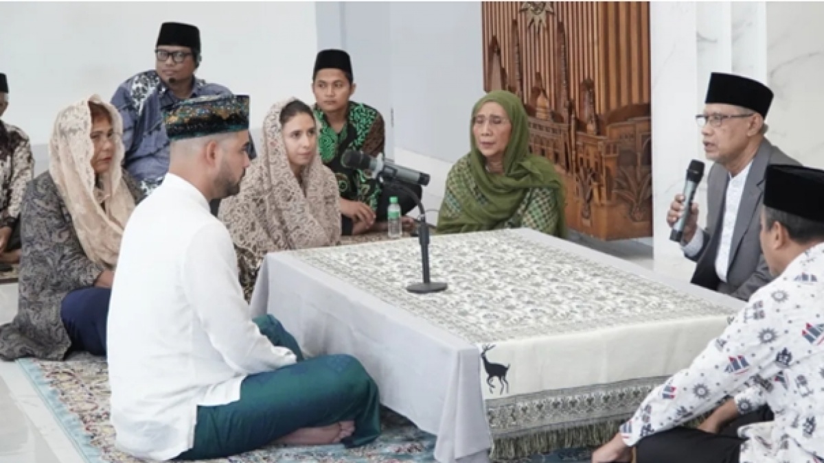 Profil Haedar Nashir, Ketum PP Muhammadiyah Bimbing Calon Mantu Susi Pudjiastuti Ucapkan Syahadat