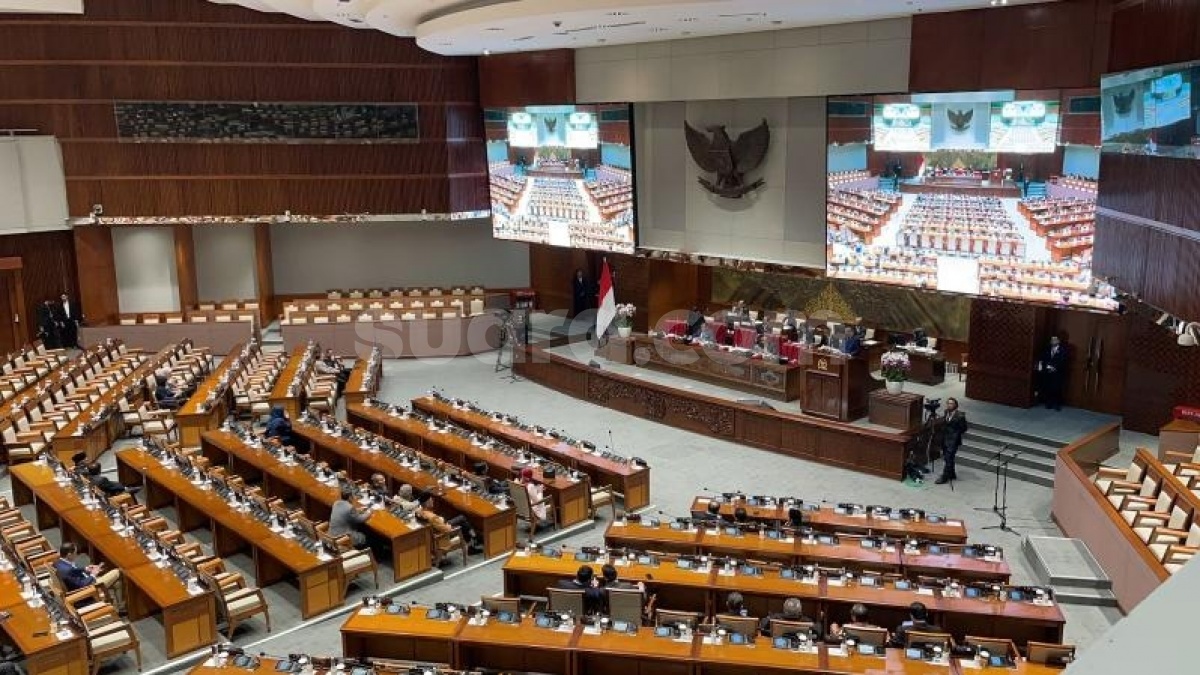 Sidang Perdana di DPR usai Reses dan Pemilu 2024: Kursi Dewan Kosong Melompong, Puan hingga Cak Imin Absen!