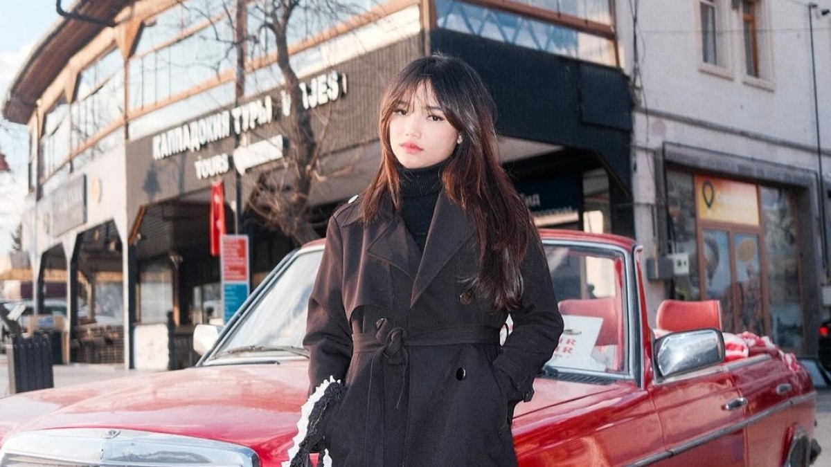Perkara Lutut Hitam, Fuji Dikomentari Nyinyir Saat Jadi Model Catwalk