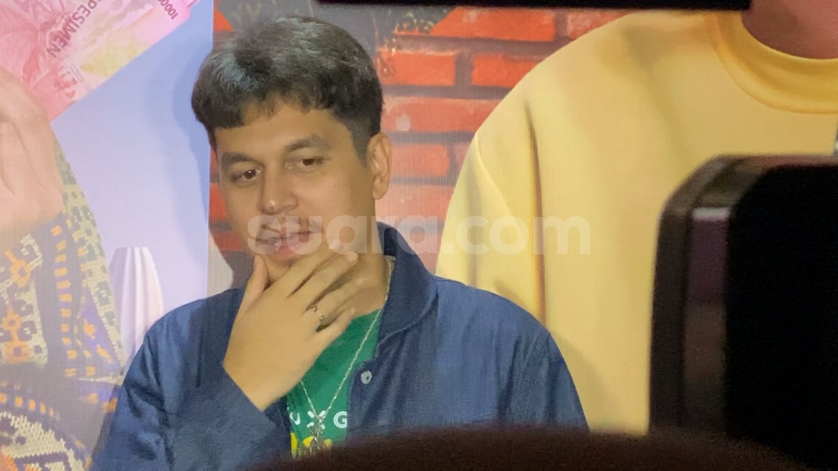 Ketahuan Setelah Syuting Series, Kevin Julio Ternyata Ganteng-Ganteng Perhitungan