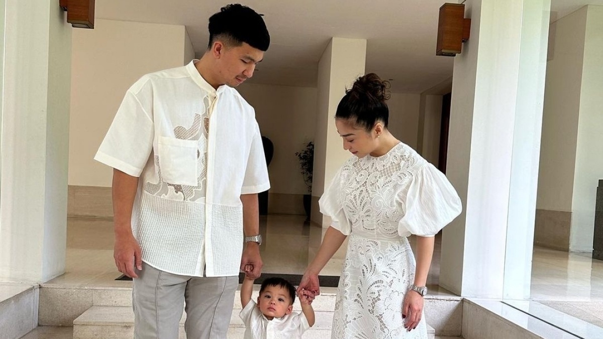 5 Ide OOTD Keluarga Tanpa Hijab untuk Lebaran: Dari Nikita Willy Hingga Titi Kamal