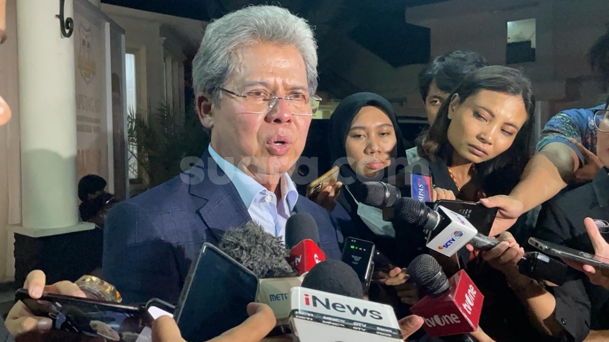 Todung Mulya Lubis Tuding Bawaslu Tidak Mau Lakukan Pengawasan Efektif Kecurangan Pemilu