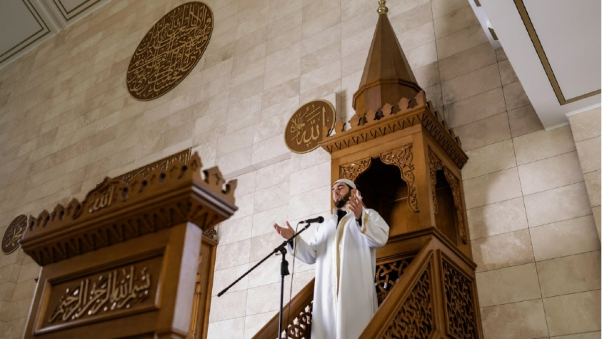 Inspirasi Khutbah Jumat: Menggapai Kemuliaan di Bulan Muharram