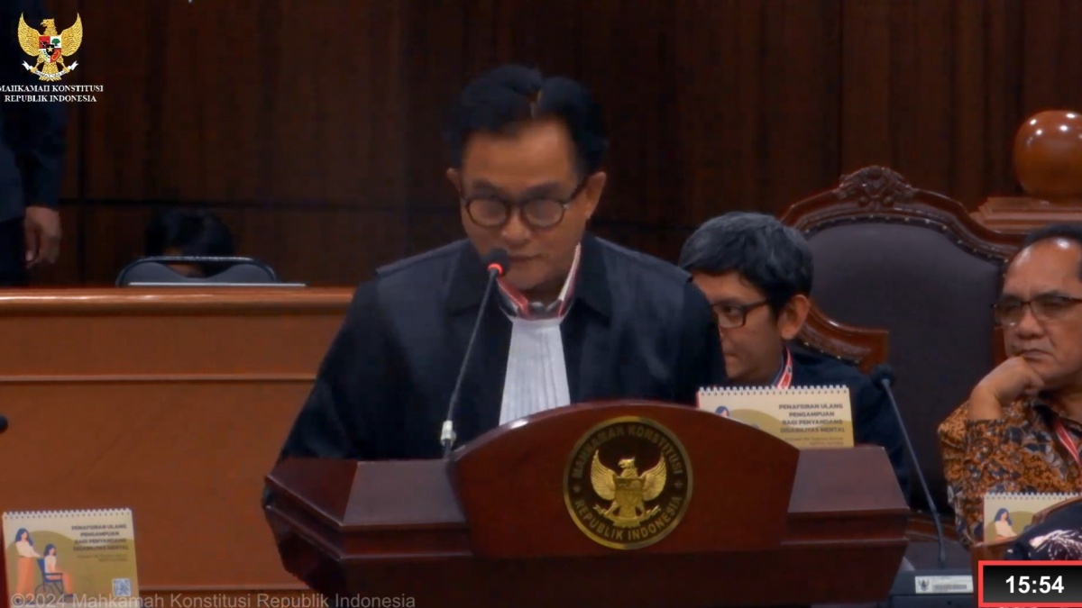 Respons Yusril Soal Kubu Ganjar-Mahfud Minta Kapolri Hadir di Sidang MK
