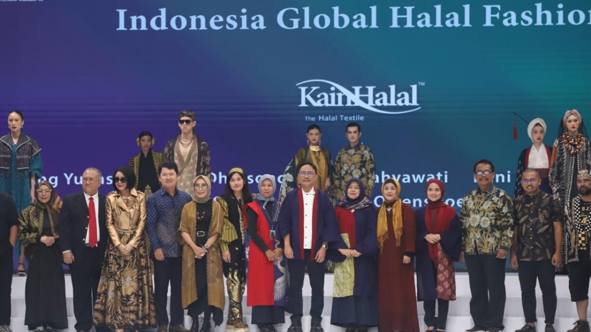 BPJPH Bersama Industri Tekstil dan Designer Launching Indonesia Global Halal Fashion