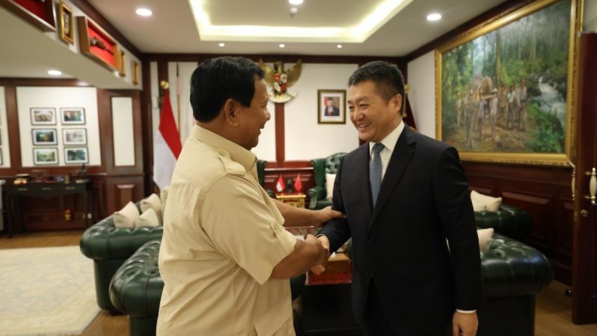 Prabowo Subianto Ditemani Putranya Lakukan Kunjungan ke China