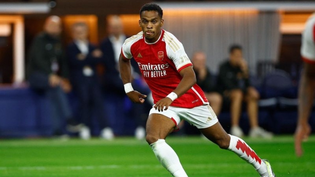 Siapa Jurrien Timber? Bek Arsenal yang Kualitasnya Disebut Mirip Mees Hilgers