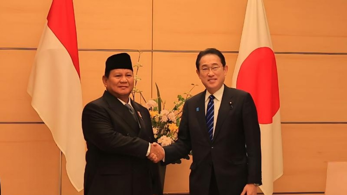 Jepang Sempat Diterjang Tsunami Kecil, Prabowo Tetap Semangat Temui PM Fumio Kishida