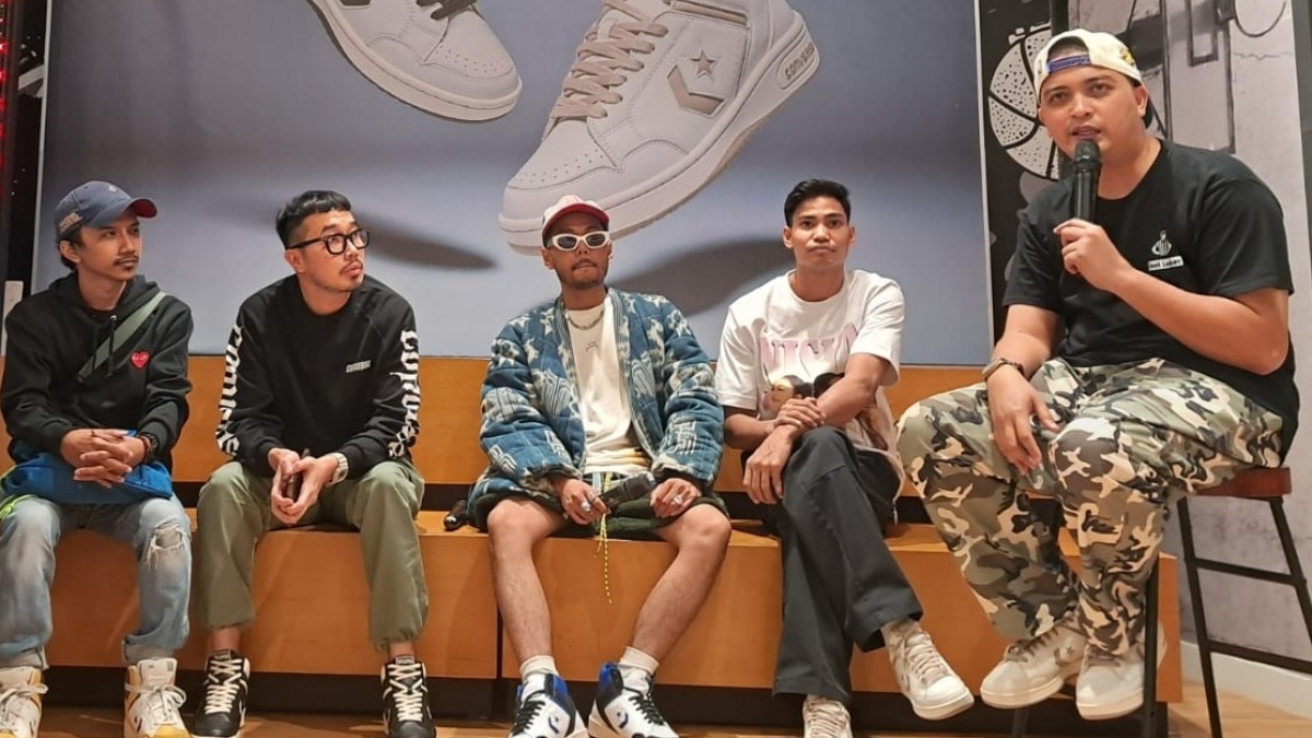 Kenalkan Kembalinya The Weapon, Converse Gandeng Foot Locker Gelar Sneaker Talk