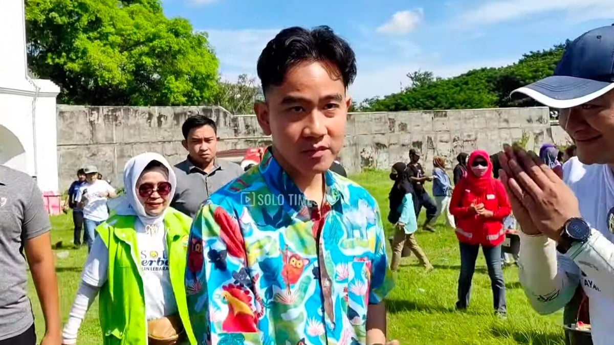 Jelang Lebaran, Gibran Rakabuming Ganti Gaya Rambut Medium Under Cut Bak Oppa-oppa Korea!