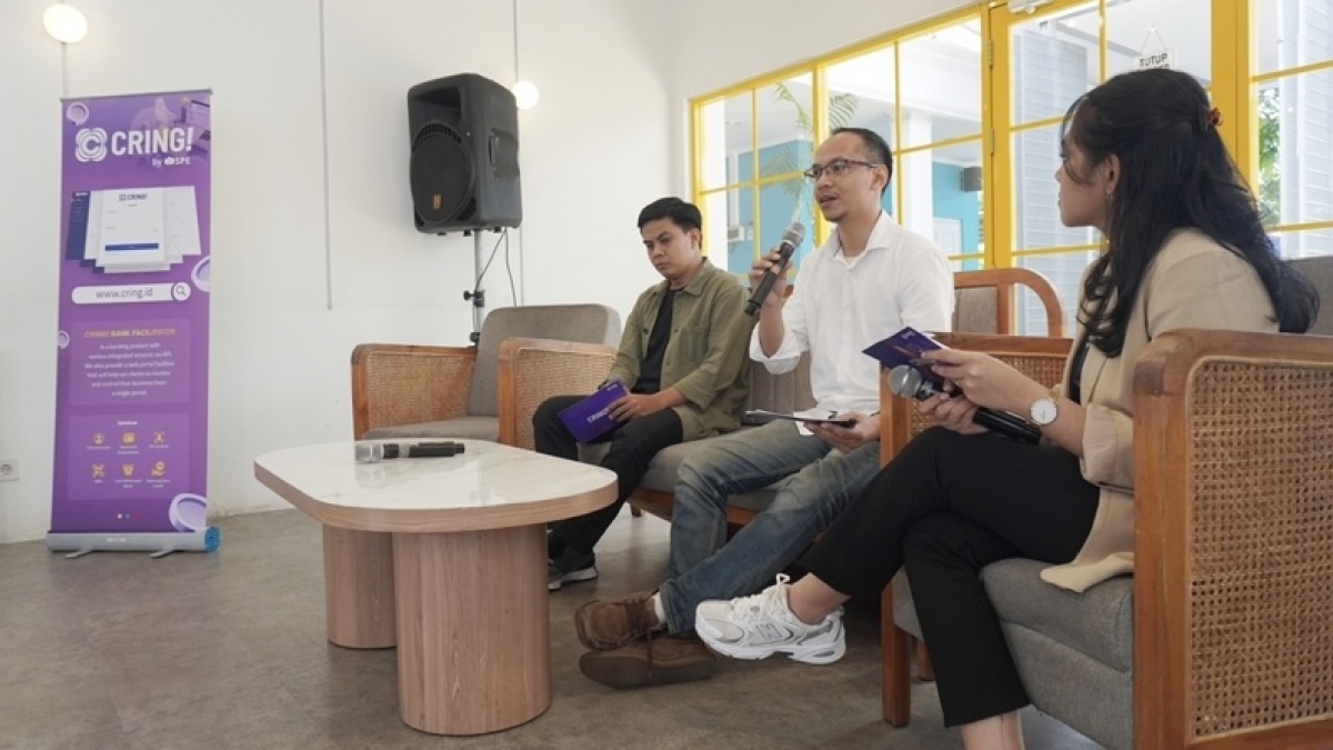 CRING Talks Mendorong Inovasi dan Mengoptimalkan Keuangan Bisnis