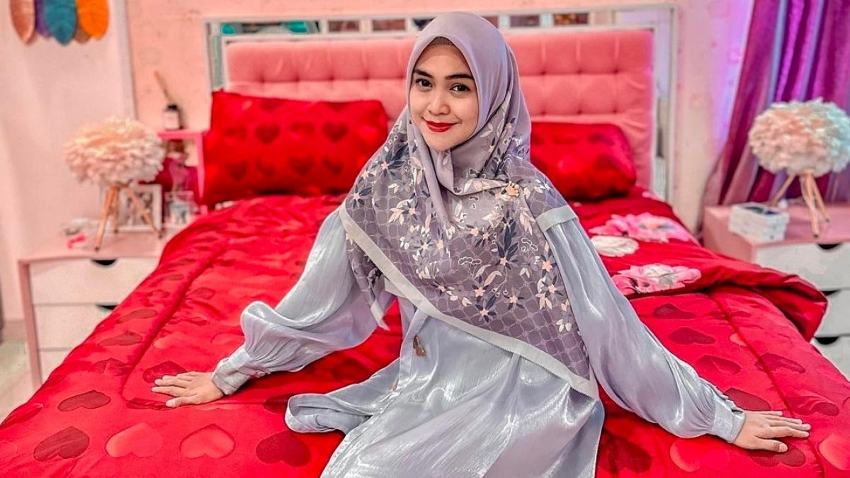 Ria Ricis Dicibir Hadiri Pernikahan Rizky Febian Saat Masa Iddah, Memang Bagaimana Hukumnya di Islam?