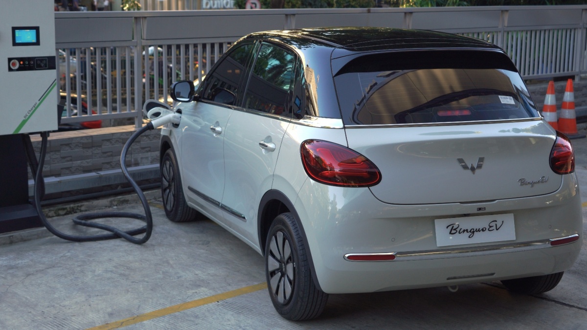 Beda Tipe Port Charger Mobil Listrik CHAdeMo dan GB/T di Wuling BinguoEV