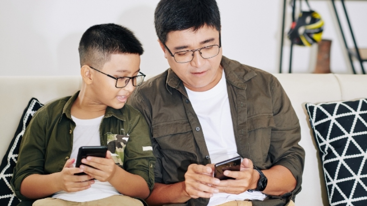 Mudah dan Cepat! Begini Cara Kirim THR dengan QRIS Transfer BRImo