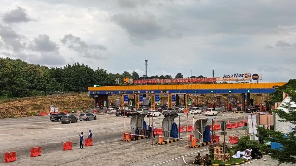 Arus Balik Masih Landai, Polri Tunda One Way dari KM 414 Kalikangkung-KM 72 Tol Cipali