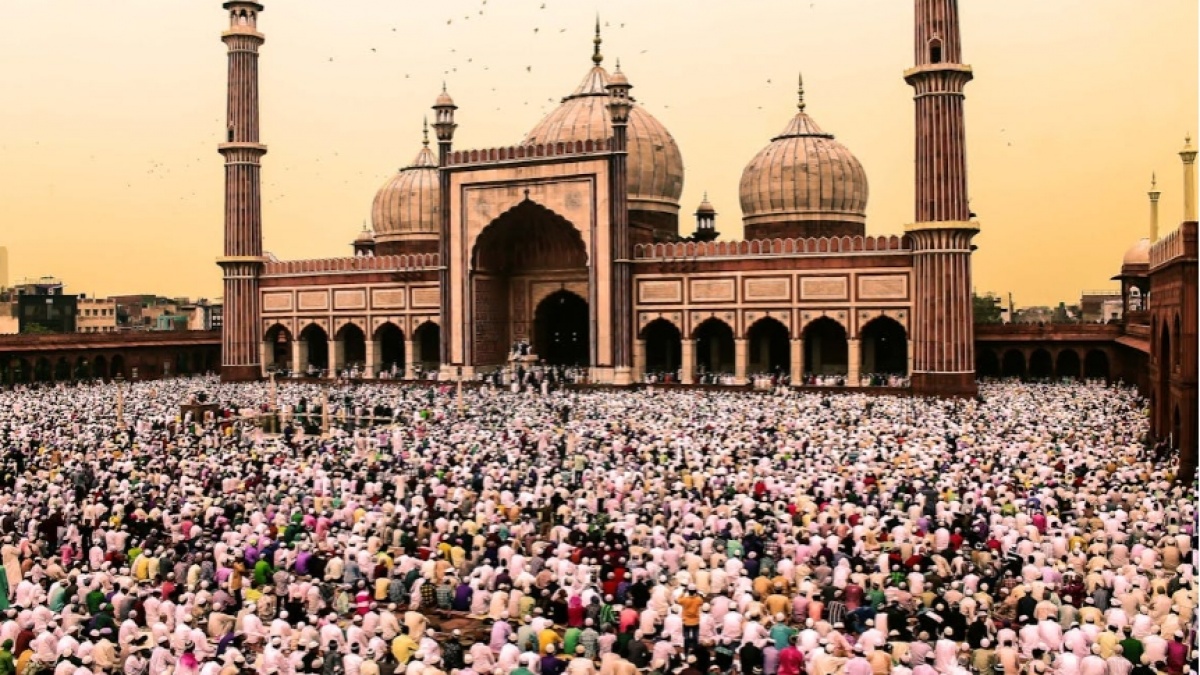 Tata Cara Sholat Idul Fitri dan Bacaannya, Lengkap Panduan Takbir 7 dan 5 Kali