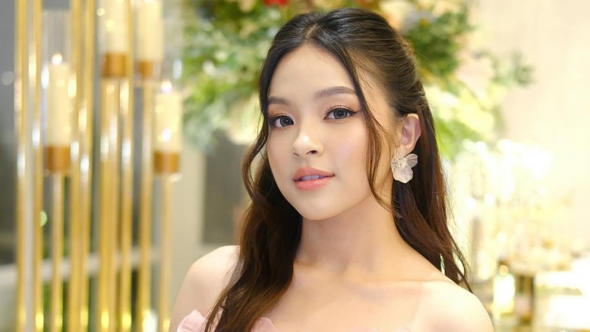 Heboh Desta Peluk Gendong Eca Aura, Netizen Sebut Sudah Berlebihan!