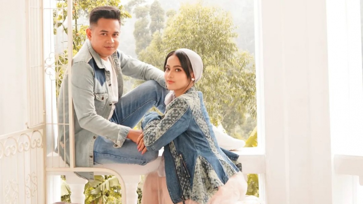 Resmi Dipersunting Abdul Aziz, Putri Isnari Dipastikan Terus Jadi Penyanyi Dangdut