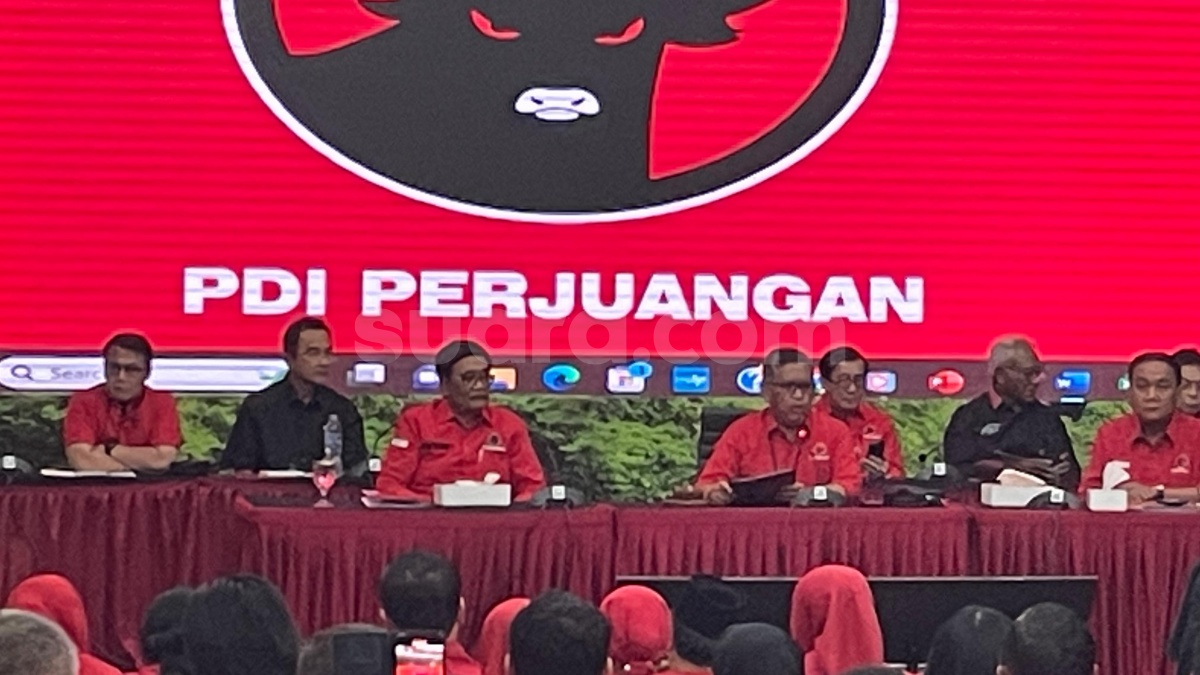 Tak Ada Kata Selamat, Ini 5 Sikap Resmi PDIP Usai Gugatan Ganjar-Mahfud Kandas Di MK