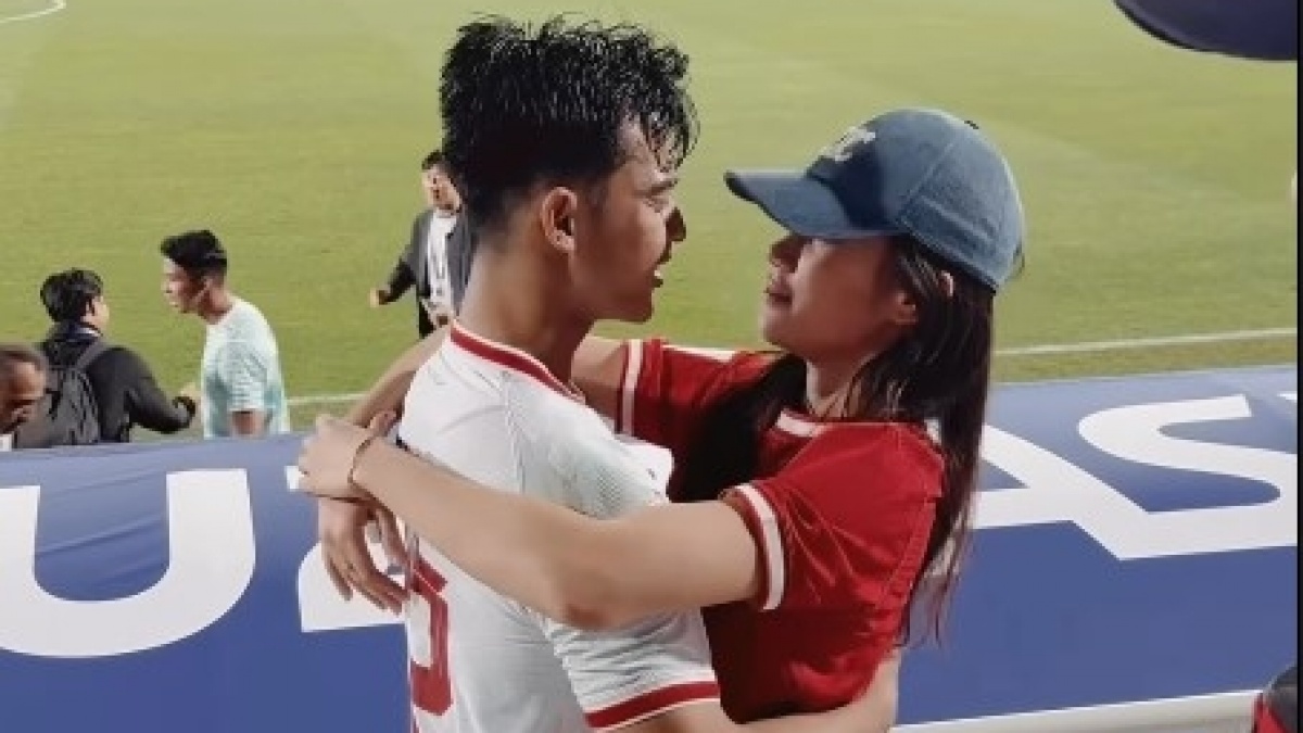 Momen Kocak Azizah Salsha Parodikan Pratama Arhan yang Dikartu Merah di Suwon FC