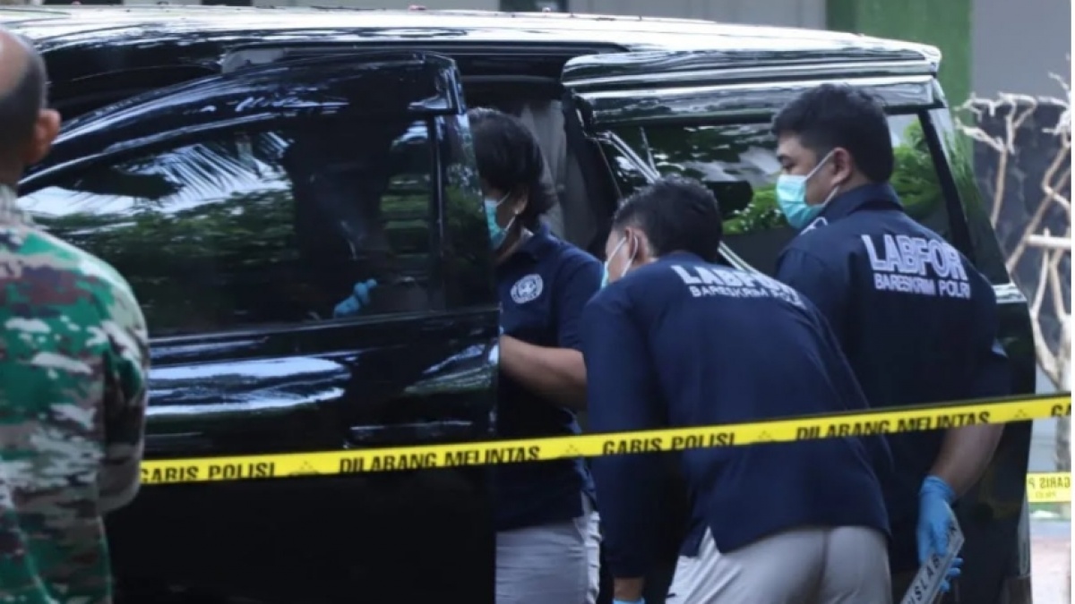 Anggota Polresta Manado Ditemukan Tewas dengan Luka Tembak di Kepala, Pihak Keluarga Datangi TKP