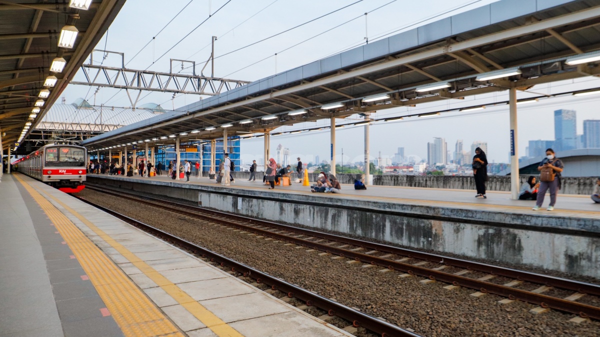 Demo DPR Memanas, KRL Rute Rangkasbitung Hanya Berhenti di Stasiun Kebayoran dan Palmerah