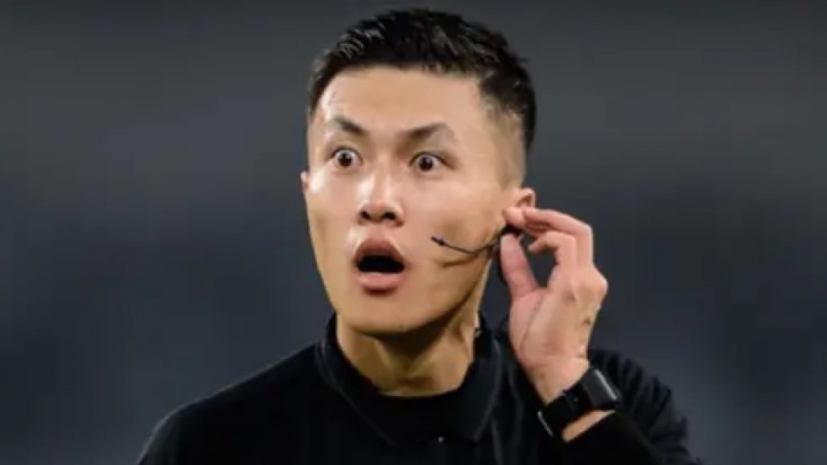 Pendidikan dan Karier Shen Yinhao, Wasit Indonesia vs Uzbekistan 'Dikeroyok' Fans di Piala Asia U-23 2024