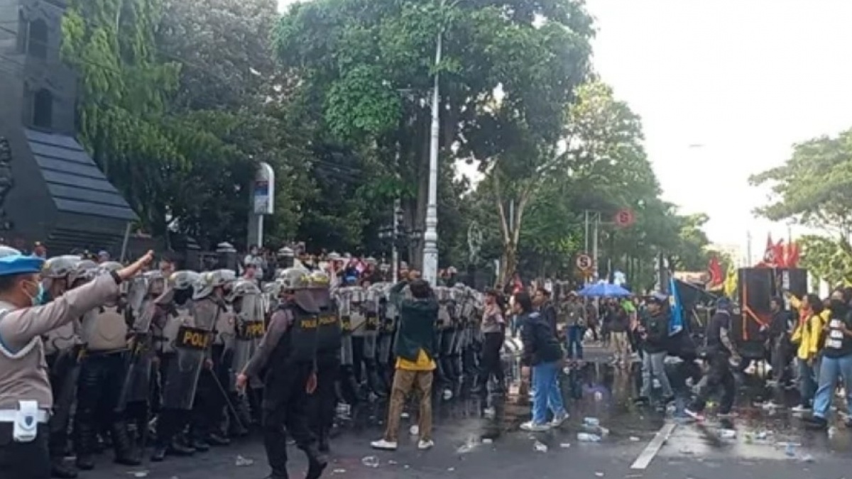 Dua Mahasiswa Penyandera Polisi Saat May Day Semarang Ditangkap, Dijerat Pasal Merampas Kemerdekaan