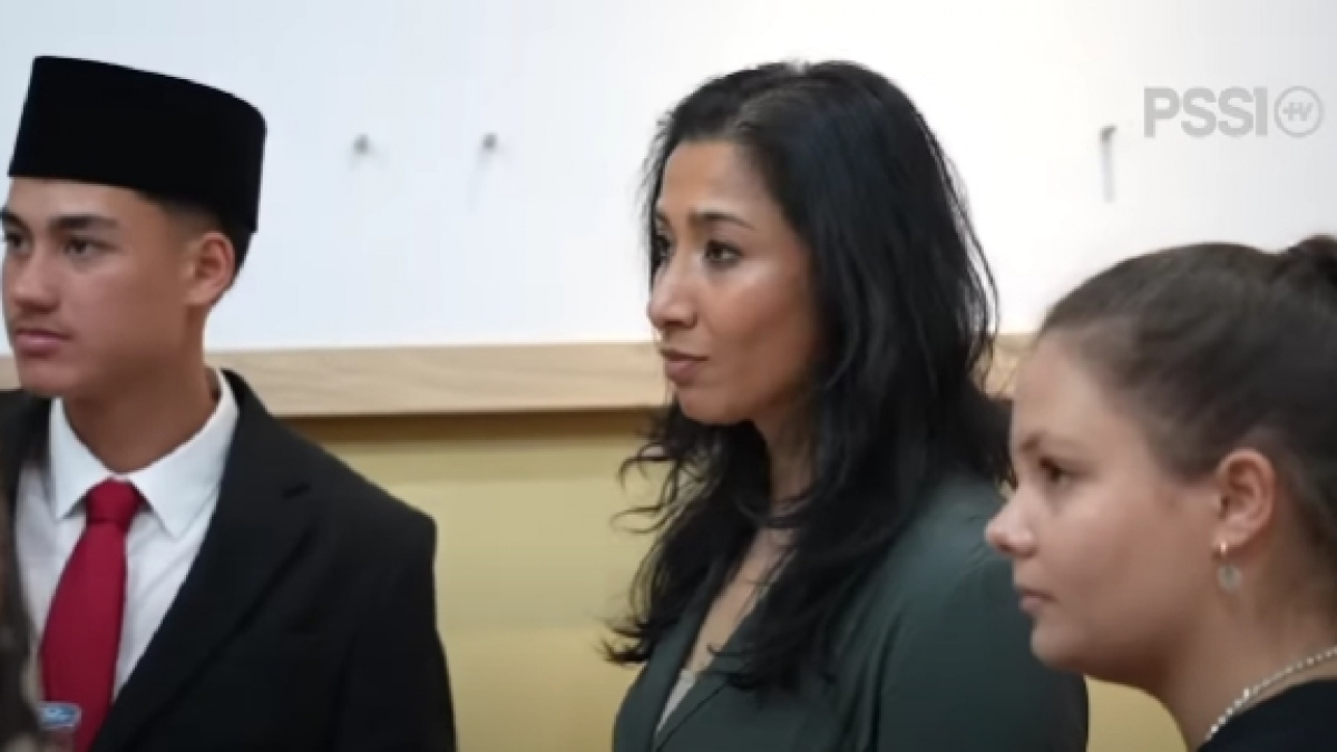 5 Potret Kedekatan Ibu Rafael Struick dan Noa van der Hoeven, Cocok Jadi Mertua-Menantu