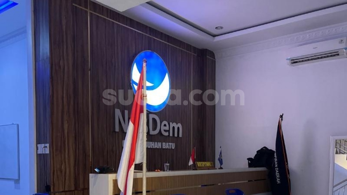 Kasus Suap Bupati Erik Adtrada Ritonga, Kantor NasDem Labuhanbatu Ikut Disita KPK!