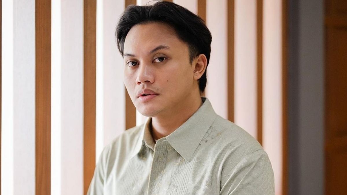 Gelar Pengajian, Momen Canggung Rizky Febian Saat Cium Tangan Pacar Sule Terkuak