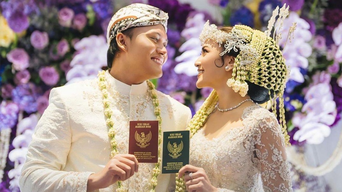 Potret Mahalini Raharja Pakai Gaun Pengantin, Paduan Adat Sunda dan Modernitas