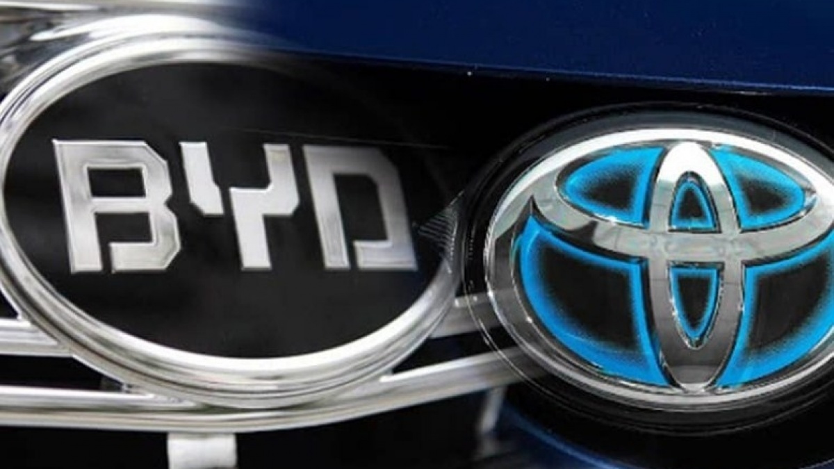 Toyota Akan Gunakan Platform Milik BYD Kembangkan Mobil PHEV