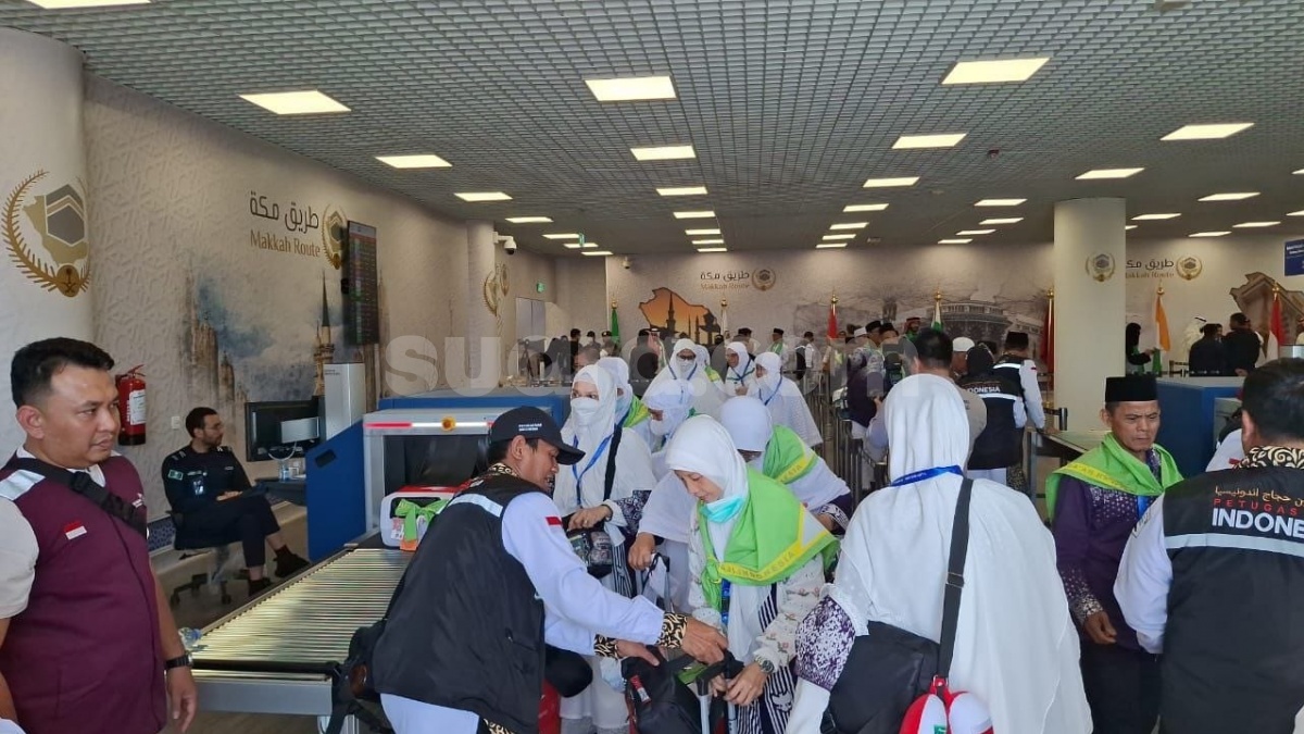 Cegah Kehilangan, Petugas PPIH Minta Paspor Jemaah Haji Disimpan Baik-baik