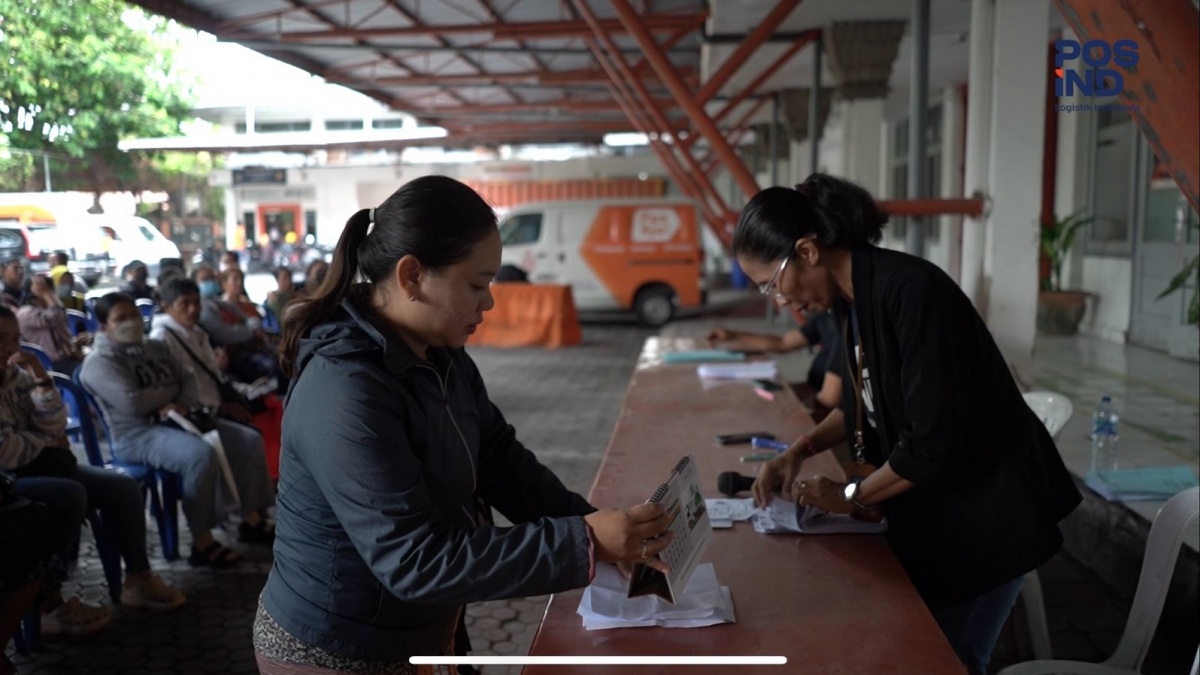 Pos Indonesia Pastikan Penyaluran Bansos Sembako dan Program Keluarga Harapan Tiba di Tangan Penerima Tepat Waktu