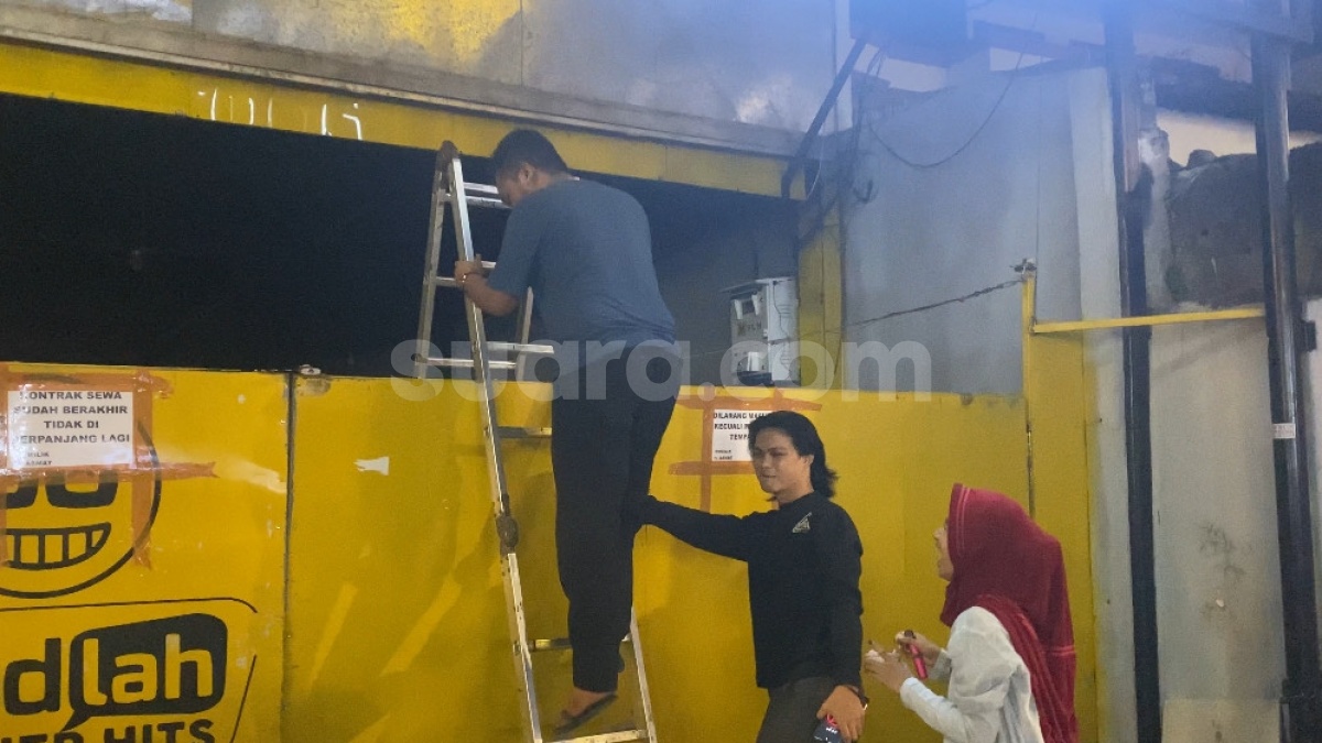 Kisruh Penutupan Kafe Foodlah di Kebon Jeruk, Warga Resah karena Jual Miras dan Banyak Pengunjung Muntah