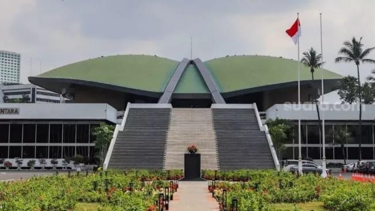 Senyap! DPR-Pemerintah Diam-diam Rapat RUU MK di Masa Reses, PKS Mendadak Curiga