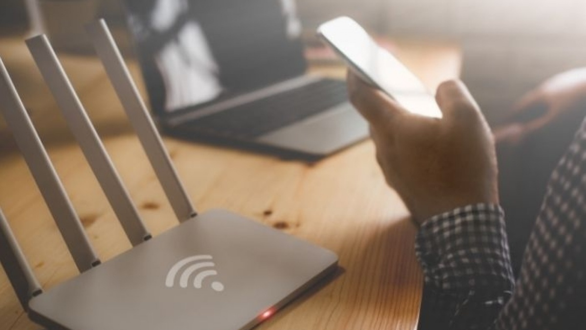 Emiten Afiliasi Hashim Djojohadikusumo WIFI Garap Bisnis Layanan Internet Murah