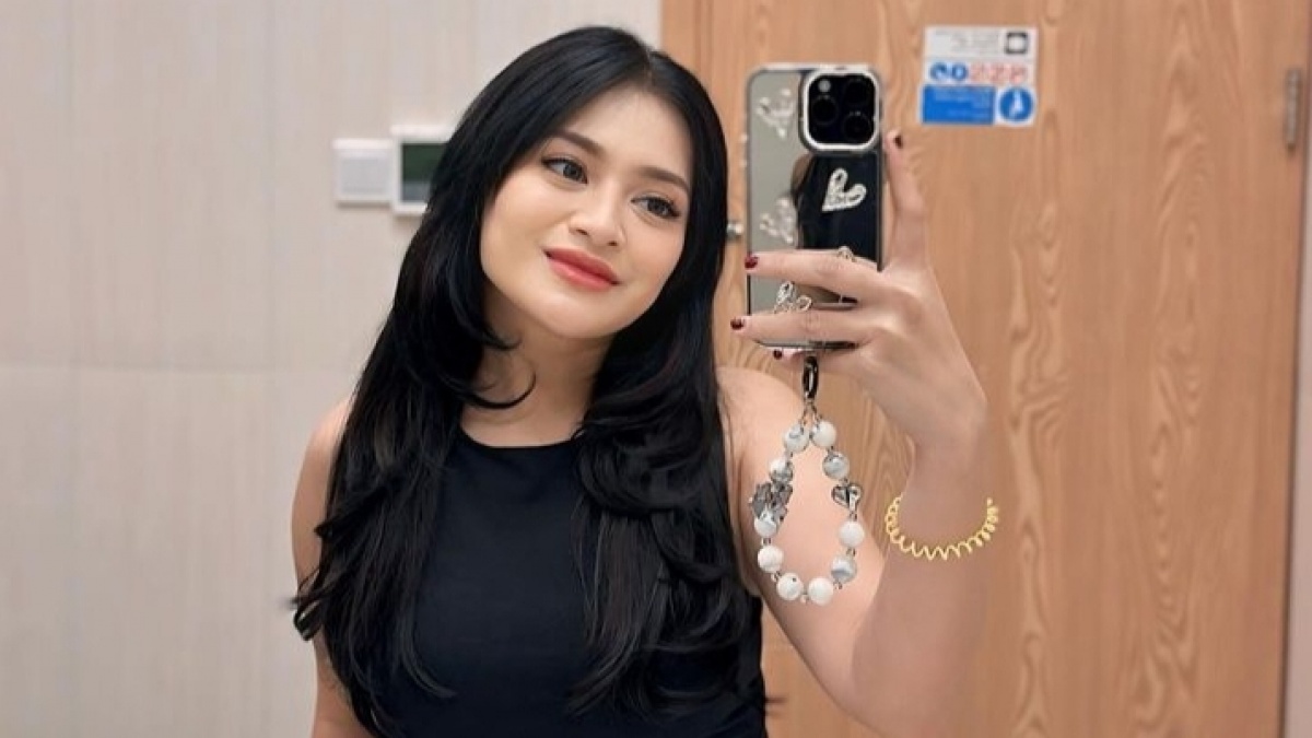 Nathalie Holscher Balik ke Setelan Pabrik: dari Buka Hijab hingga Jadi Dj Lagi