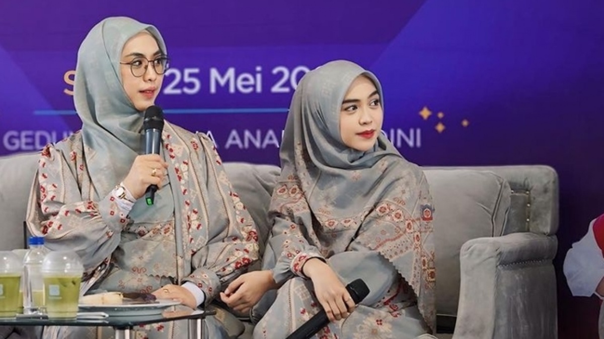 Anak Oki Setiana Dewi Sakit Apa? Aksi Ria Ricis Bayari Pengobatan Keponakan Tuai Sorotan