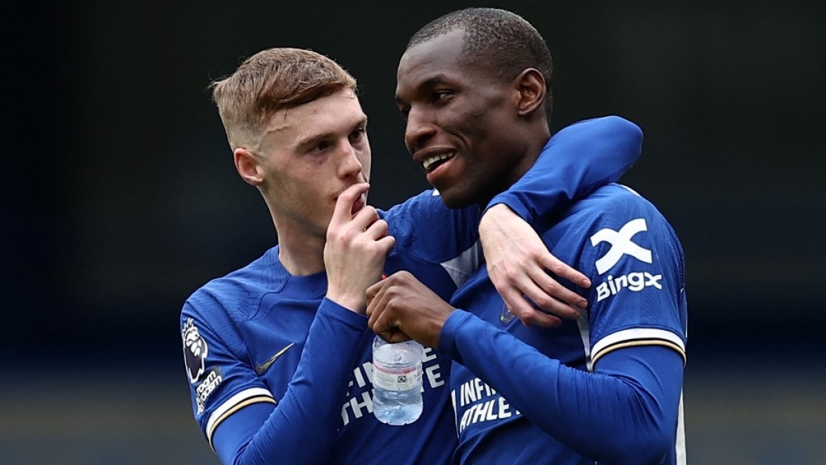 Cedera Otot Pangkal Paha Cole Palmer Paksa Chelsea Mainkan Estevao Saat Menang Telak 5-1
